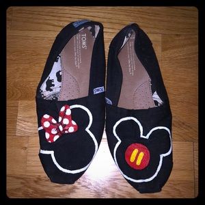 Minnie and Mickey Toms